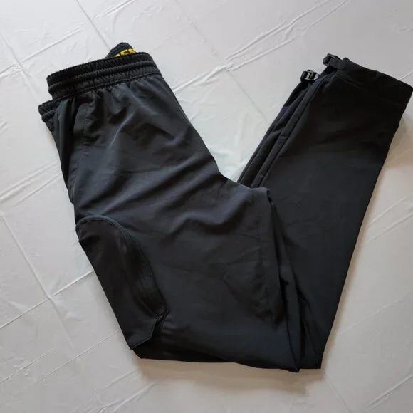 Under Armour | Project Rock Woven Cargo Pants - Black | Size L - Picture 10 of 11